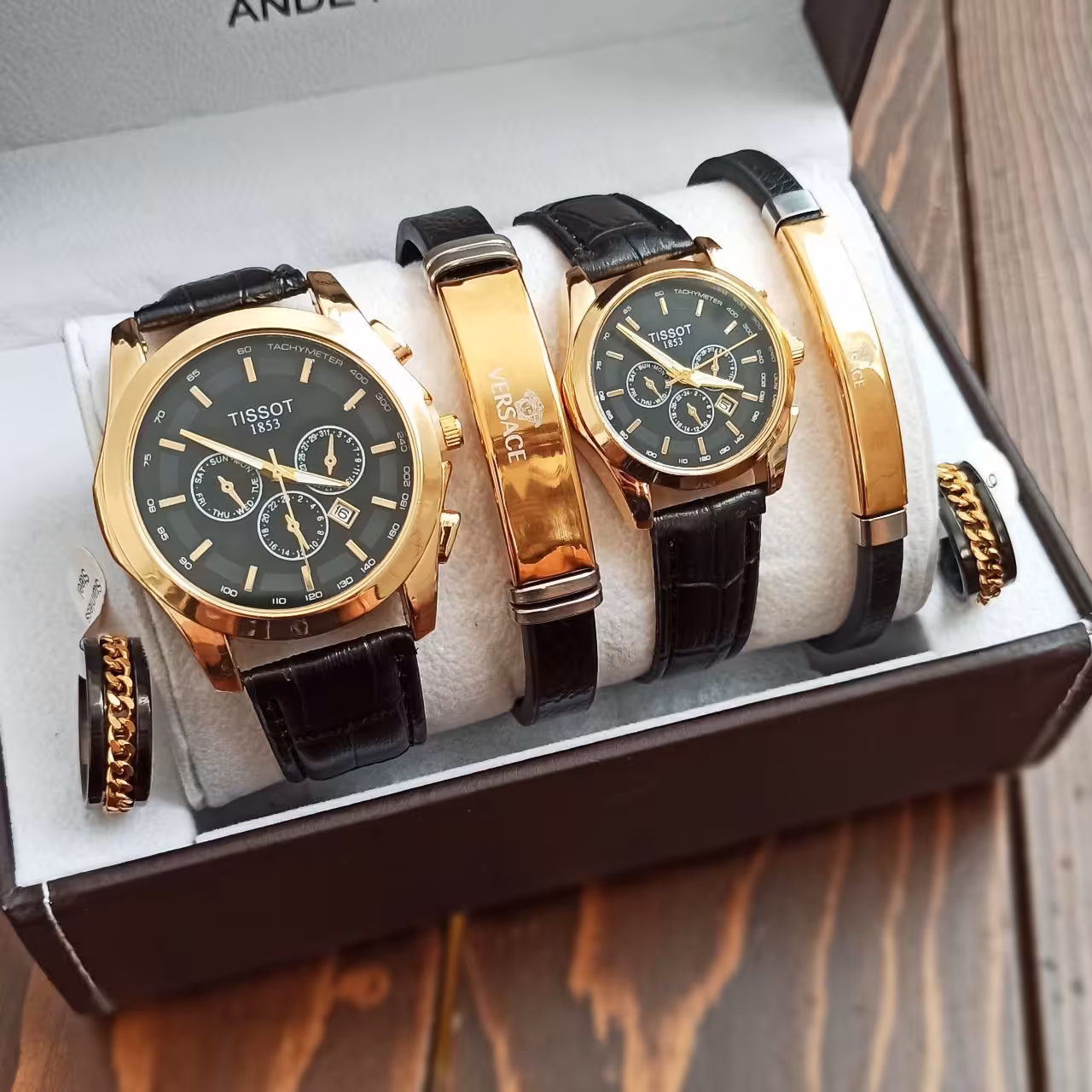 ست کاپلی چرم خاص ساعت و دستبند و انگشتر کارتیر استیل رنگ ثابت 