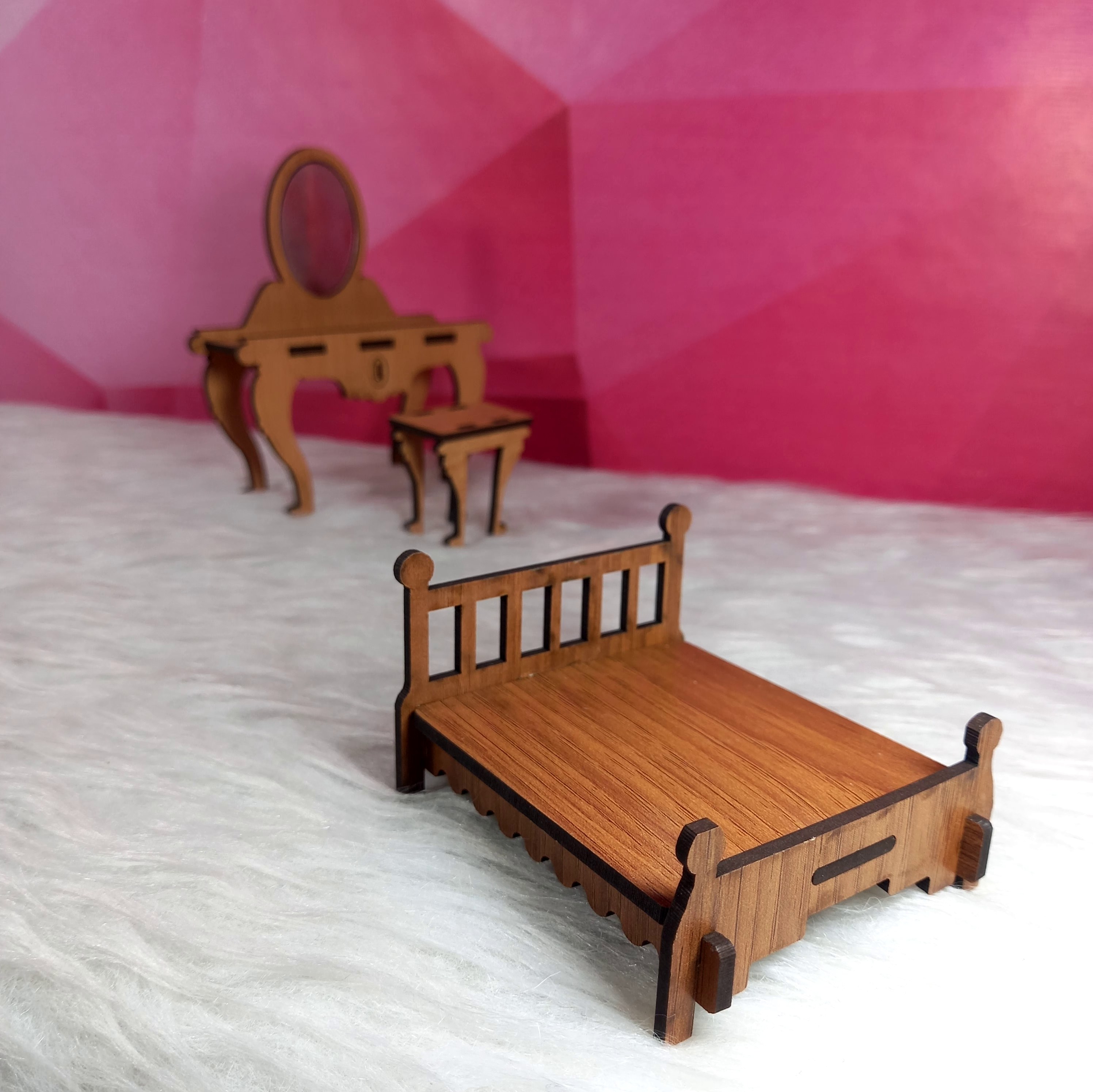 ماکت تخت خواب چوبی کد2-ماکت تختخواب اسباب بازی-ماکت لوازم خانه-ماکت گلدونه
