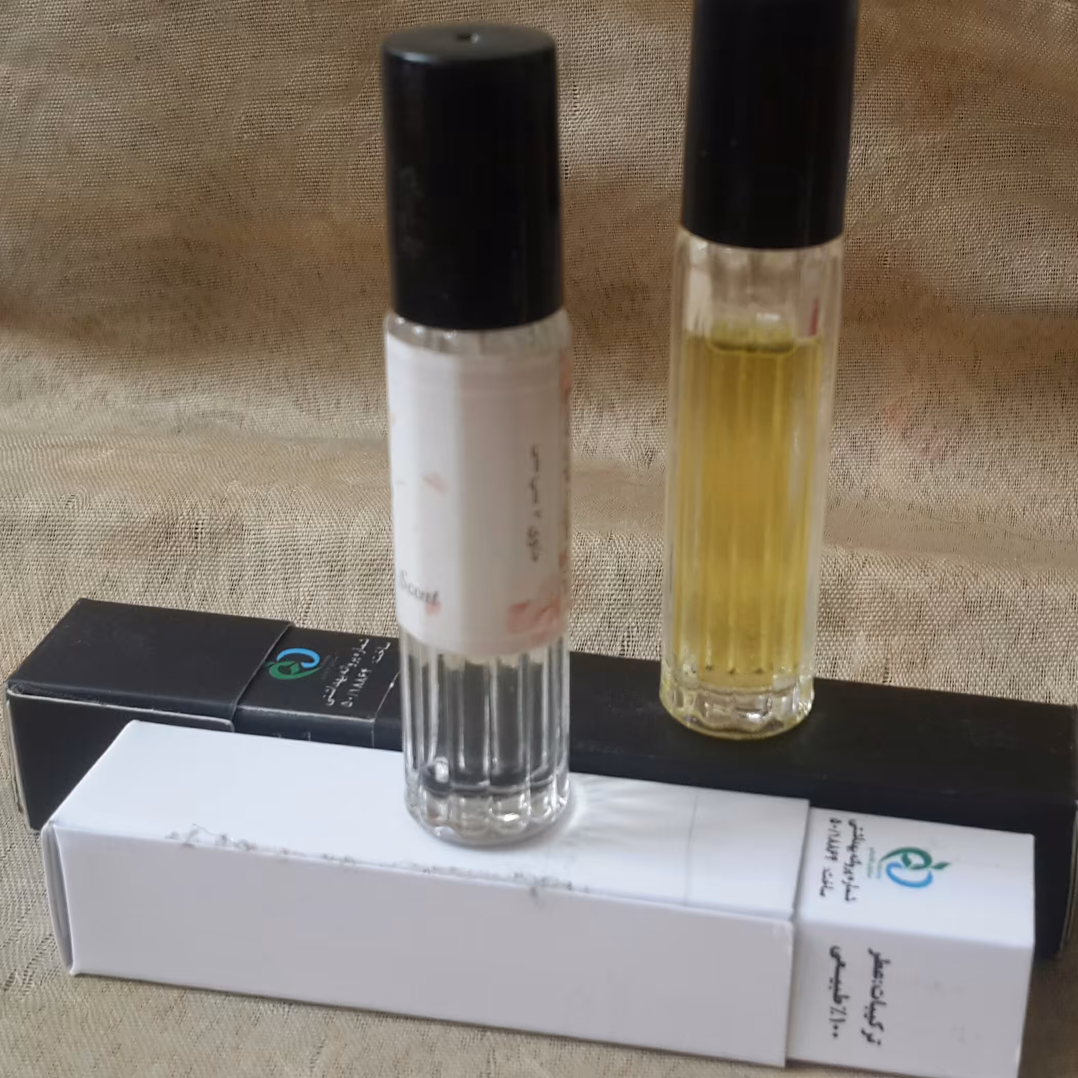 پک عطر طبیعی _ترکیبی (مشک نشاط)پرداخت مبلغ پست زمان تحویل6سی سی کلی وجزیی