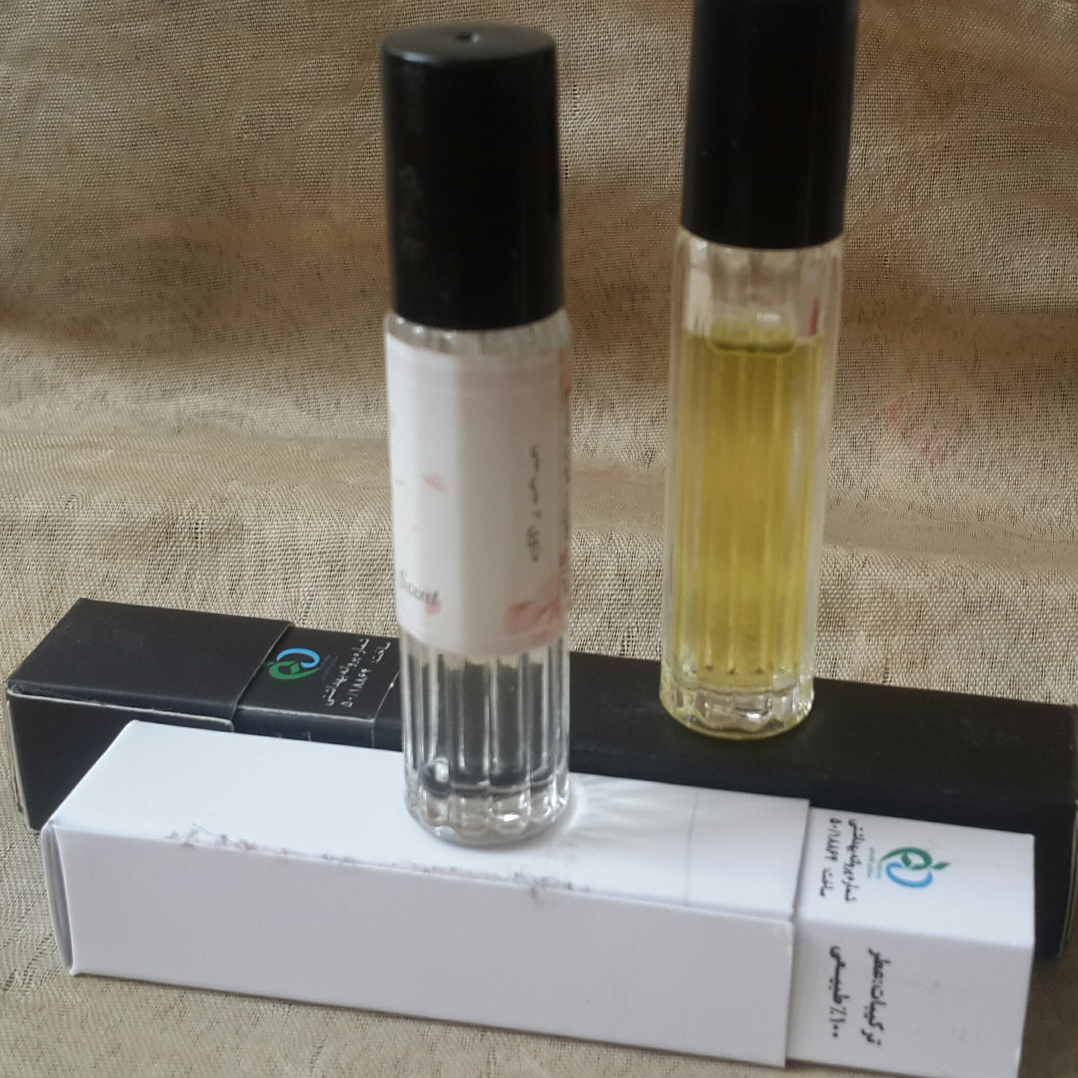 پک عطر طبیعی _ترکیبی (مشک نشاط)پرداخت مبلغ پست زمان تحویل6سی سی کلی وجزیی