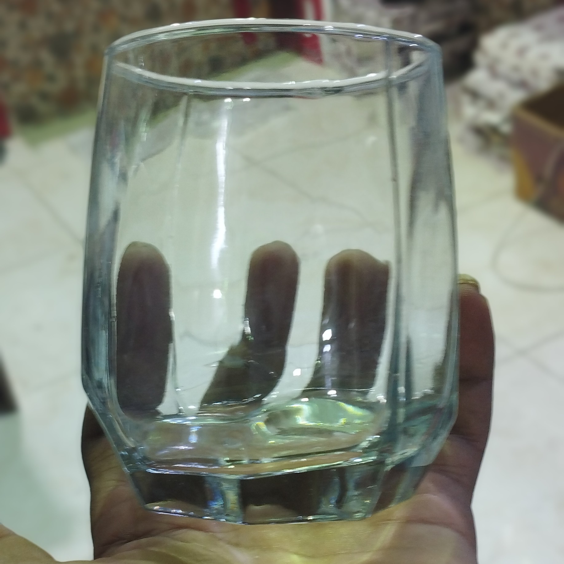 نیم لیوان شربتی