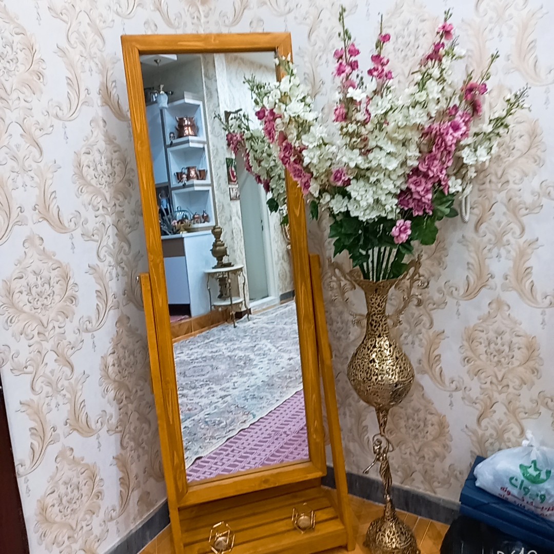 اینه قدی بلند چوبی بلند پایه دار  ارسال رایگان 
