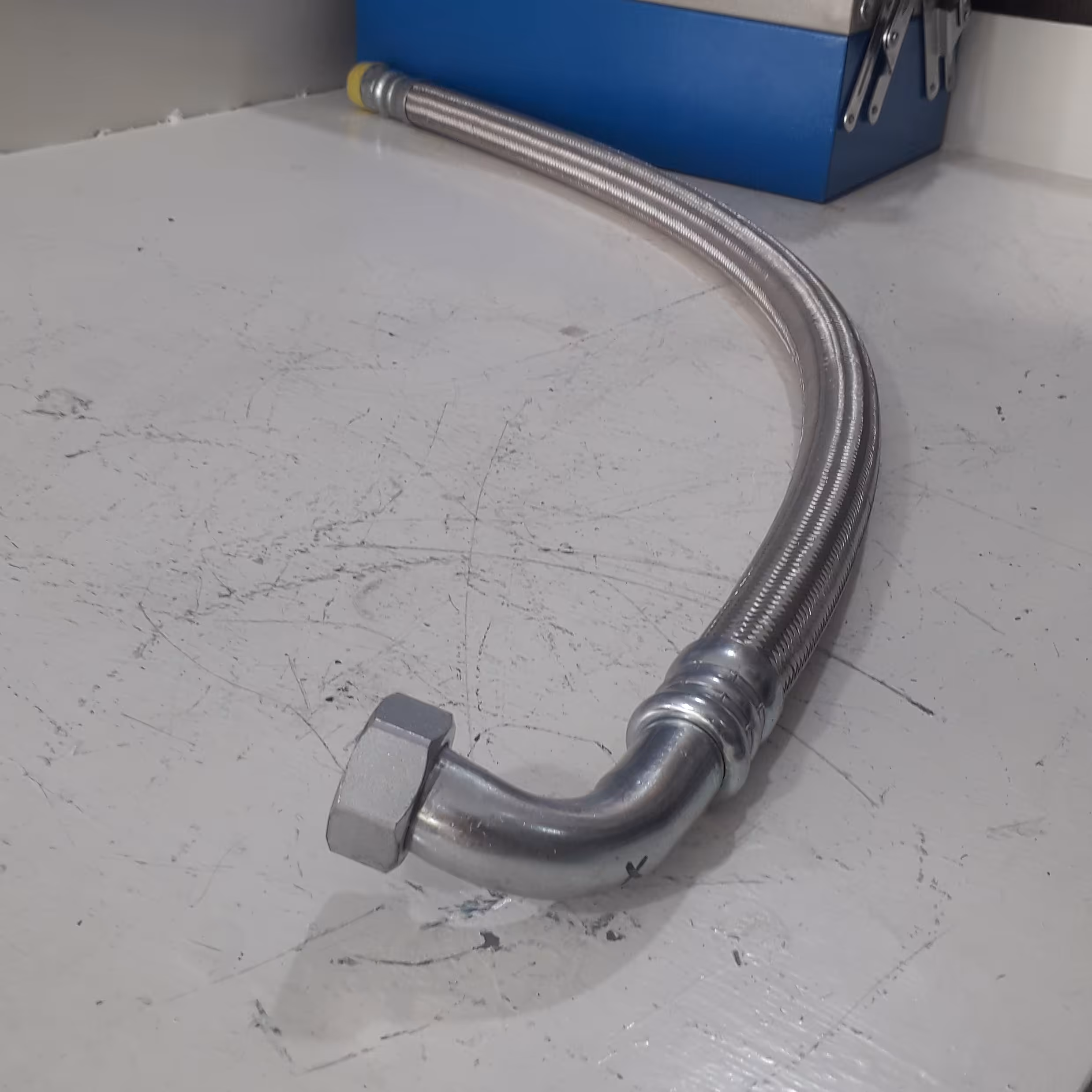 شیلنگ رابط منبع فشار -  استیل المنت  