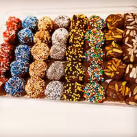 ترافل خرمایی مغزدار روکش شکلات