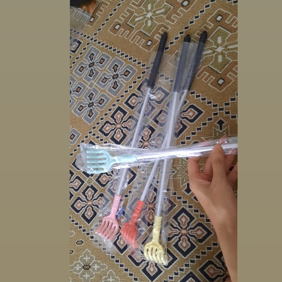 پشت خارون  در رنگبندی متنوع فقط ده تومن 