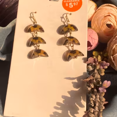 گوشواره اکسسوری دخترانه بدلیجات و زیورالات برای کادو تولد