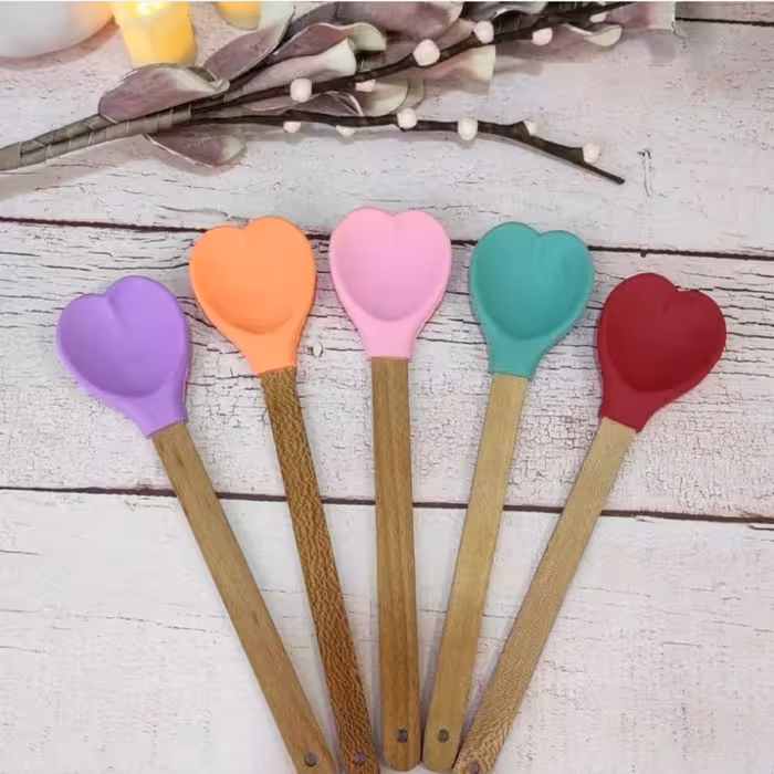 کفگیر قلب سیلیکونی نسوز  رنگ بندی