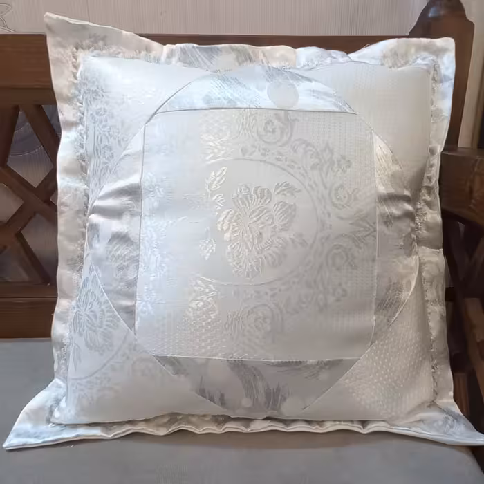 کوسن چند تیکه در طرح ها و رنگهای مختلف بهترین جنس 