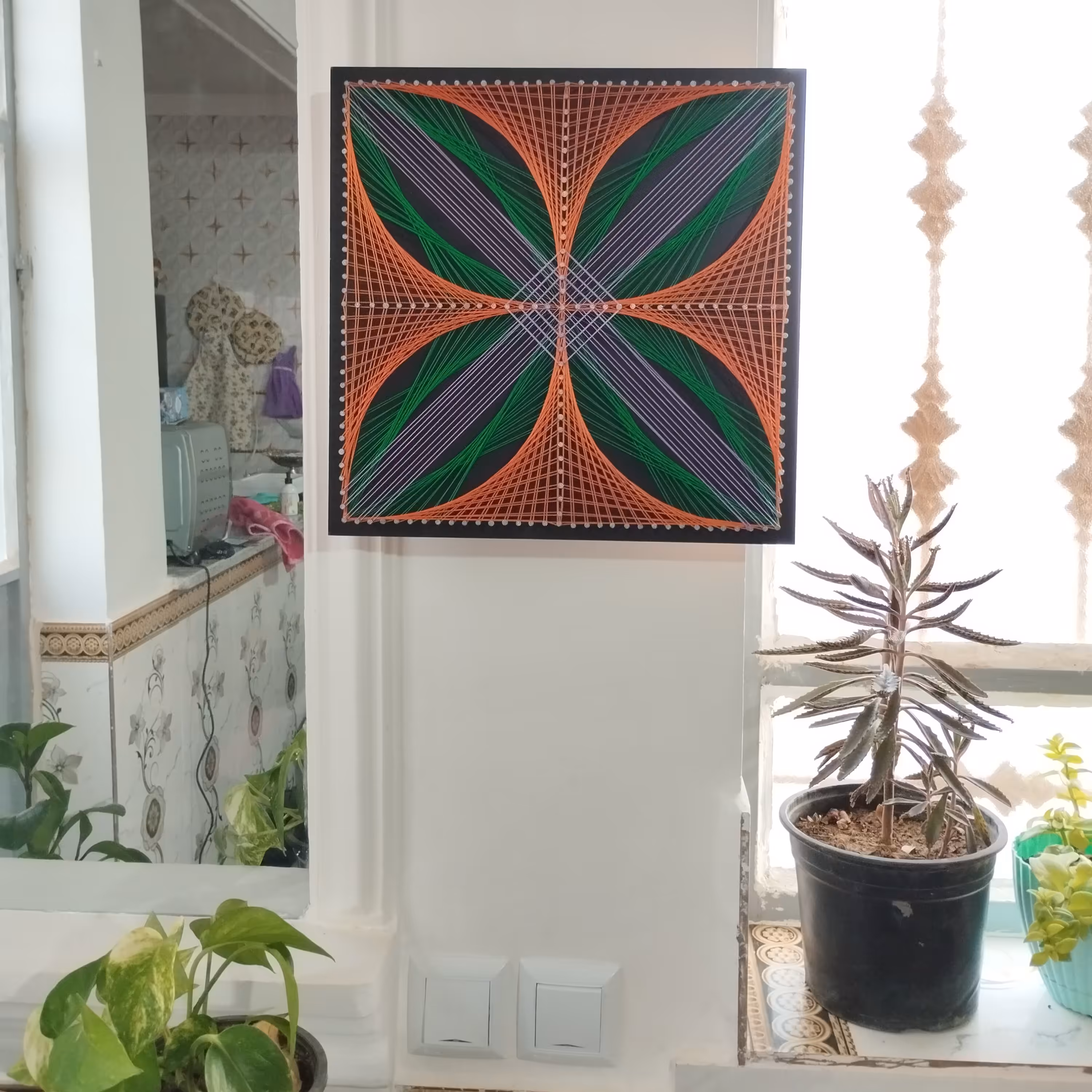 تابلوی میخ و نخ سه بعدی طرح گل ابعاد 35در 35