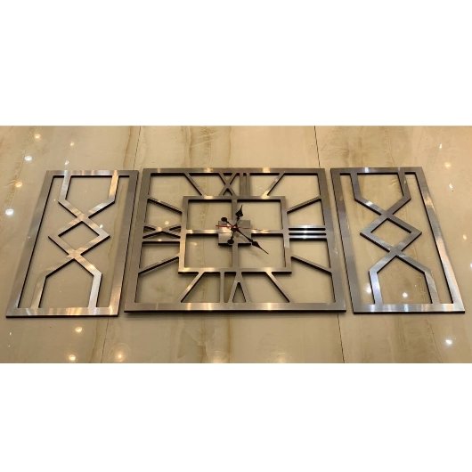 🔱 نام کالا: ساعت مولتی سه تکه
🔱 تک رنگ
🔱 ارتفاع: 60
🔱 عرض : 60
🔱 هزینه ارسال به عهده مشتری وپس کرایه