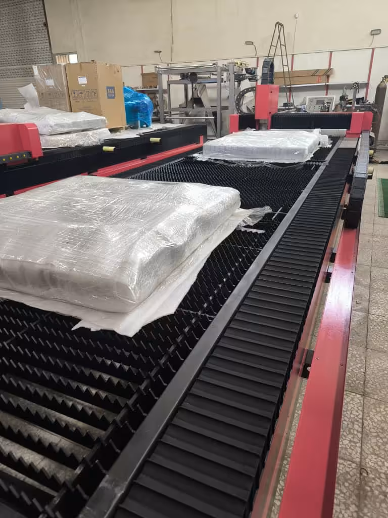 دستگاه سی ان سی لیزر برش فلزات فایبر 6 کیلوواتMAx