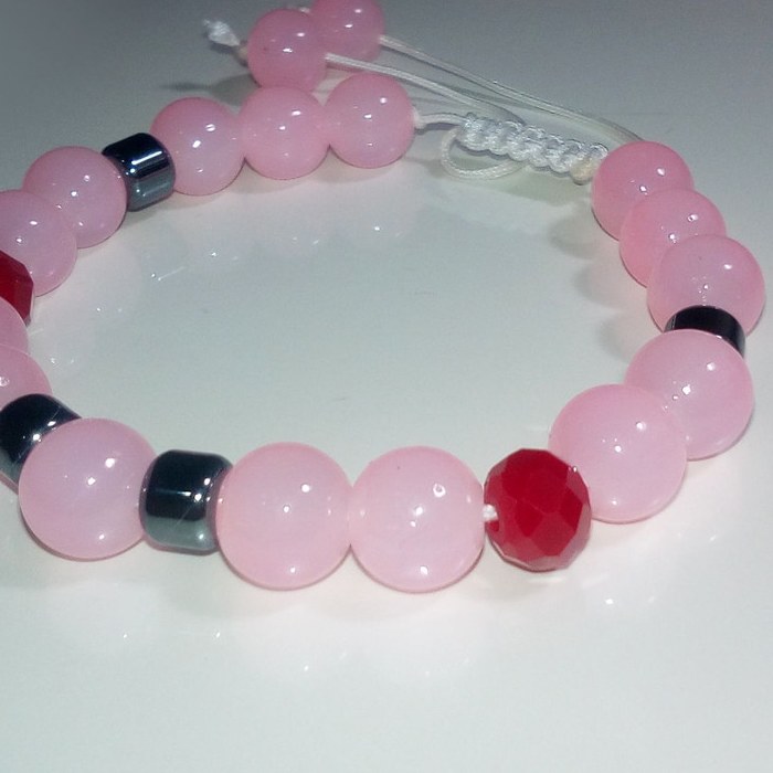 دستبند مهره سنگی و حدیدزنانه و دخترانه با رنگ های مختلف