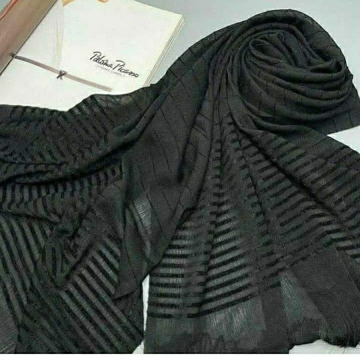 شال مشکی راه راه مخمل