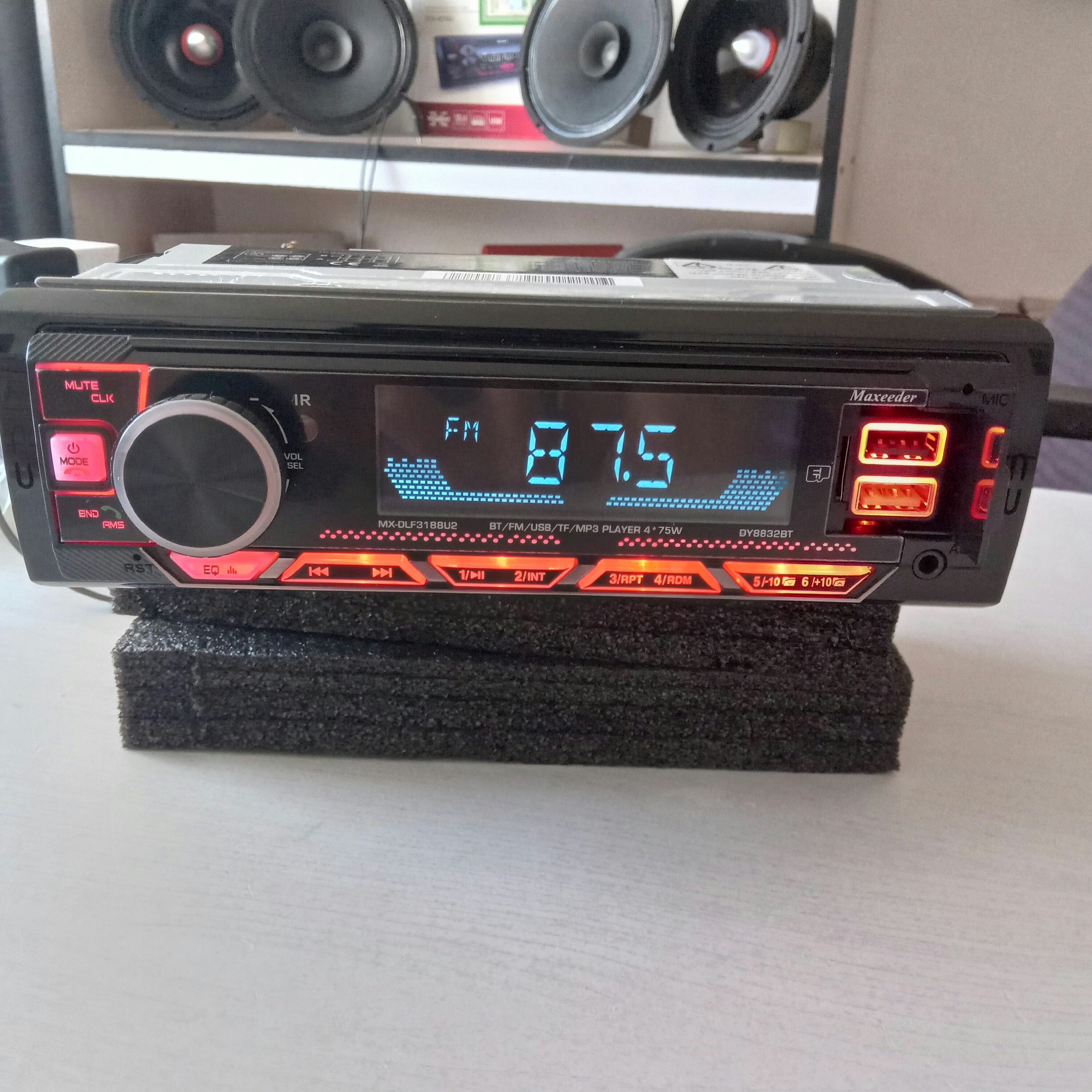 پخش کننده خودرو،ضبط خودرو برند مکسیدر مدل 8833 دکلس سینا سیستم