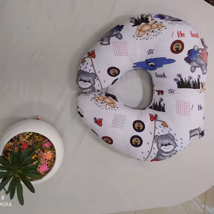 بالشت شیردهی