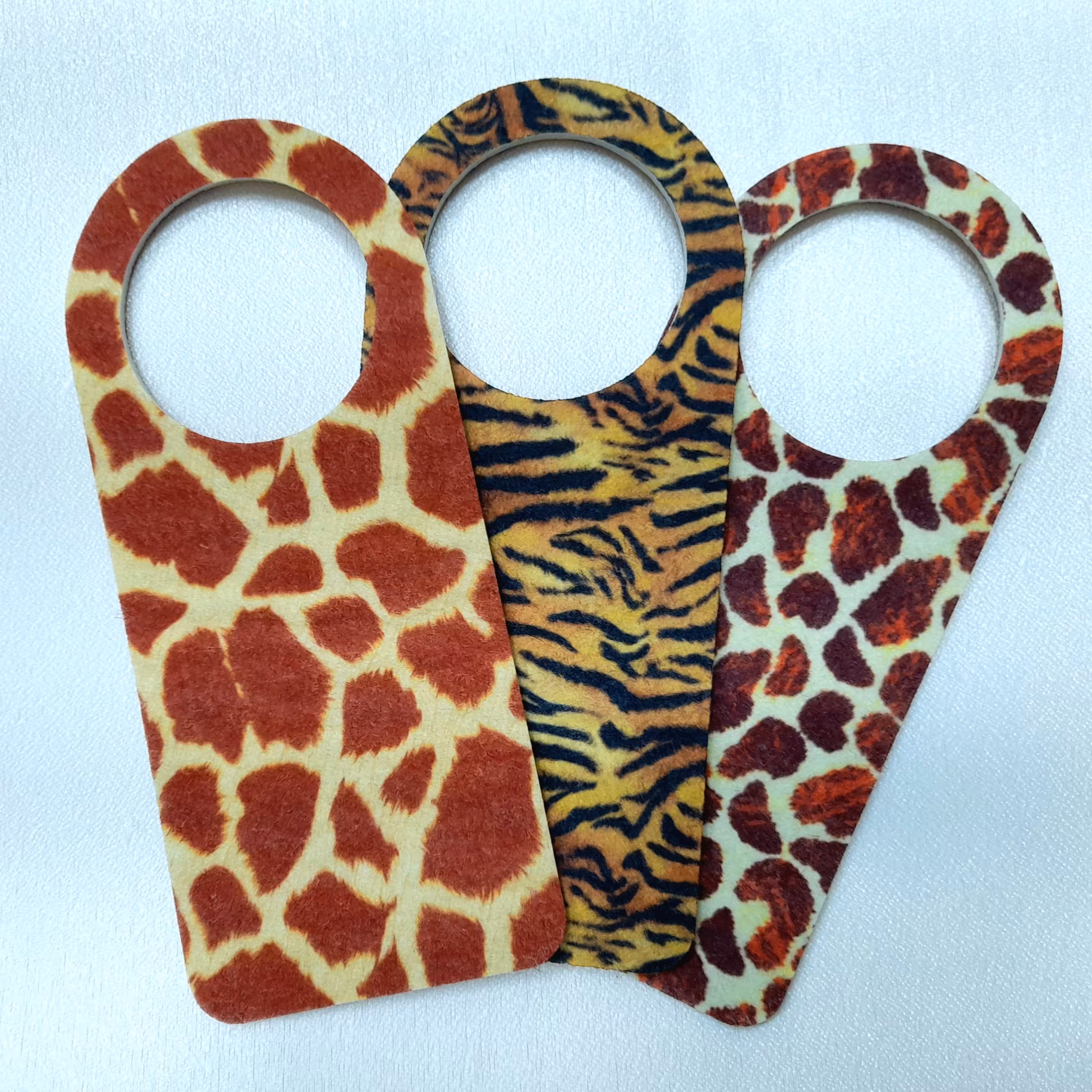 بوگیر و خوشبوکننده نمدی آویز سرویس بهداشتی نمدی با رایحه قهوه 6 عددی