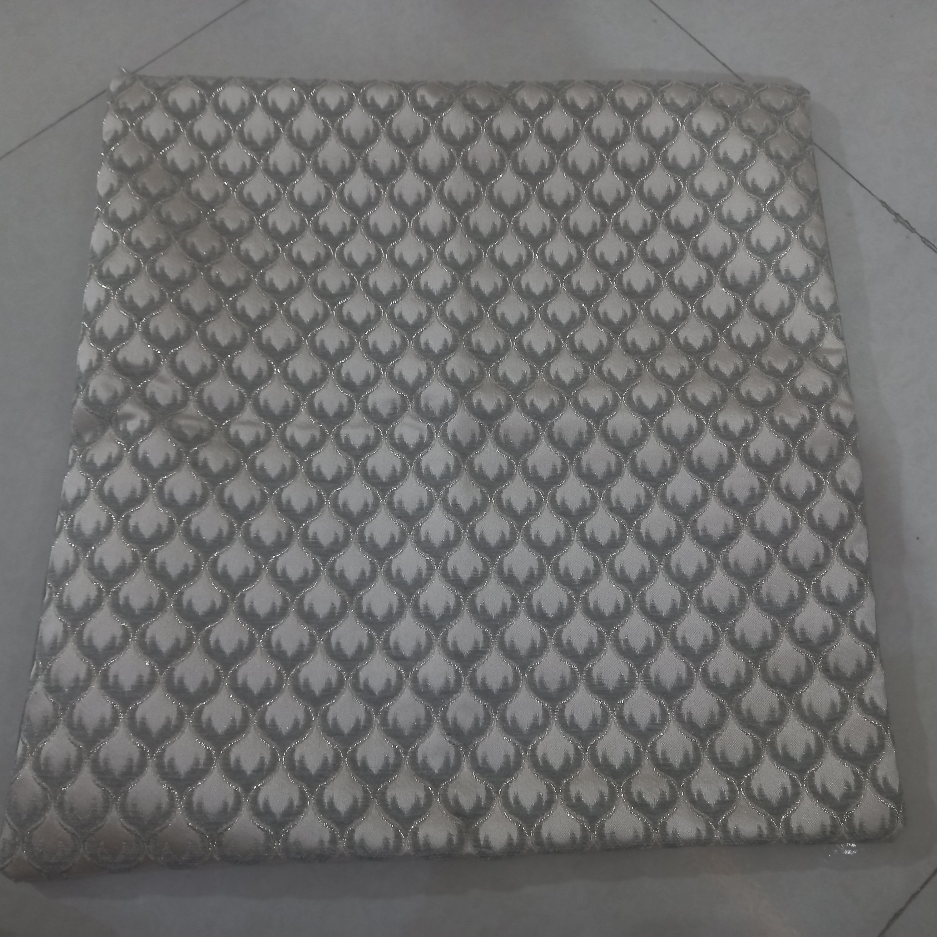 کاور کوسن طرح لانه