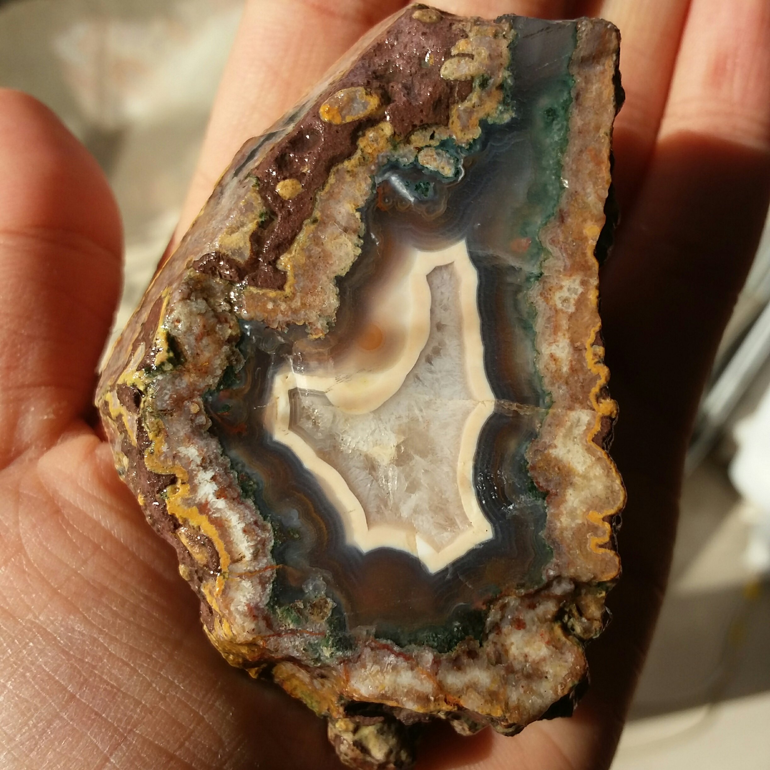 اسلایس سنگ راف عقیق سلیمانی رنگی 3بعدی منظره محشر کاملا طبیعی شااااااهکار و دیدنی