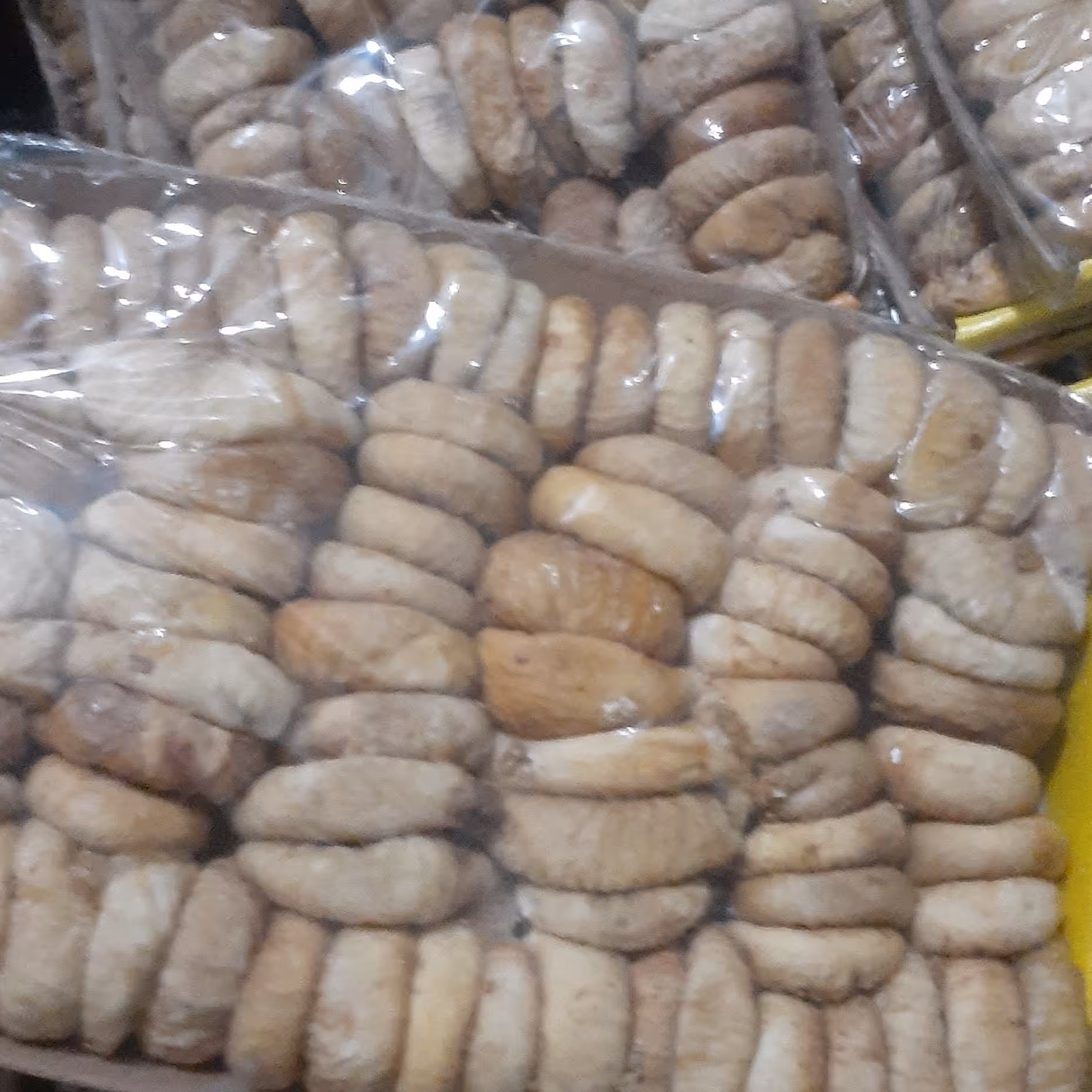 انجیر نرم  3 بسته 700 گرم حدود 2 کیلو 