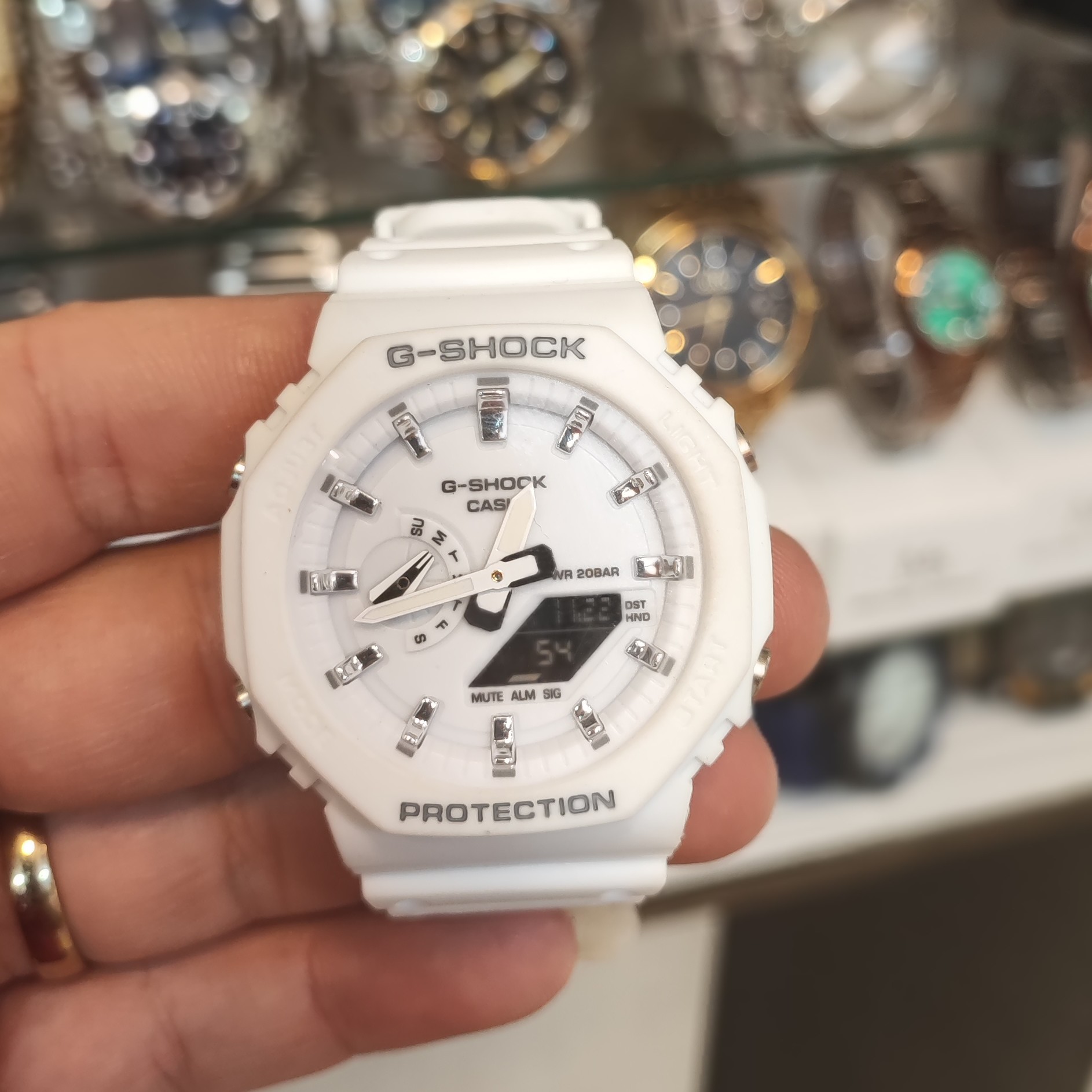 ساعت مچی جی شاک