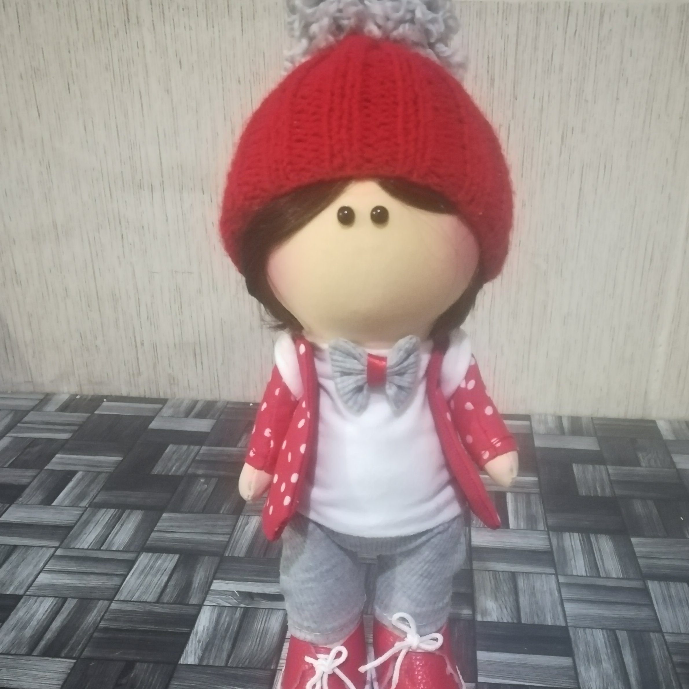 عروسک دستساز روسی کلاه قرمزی