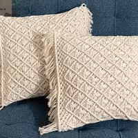 کوسن مکرومه