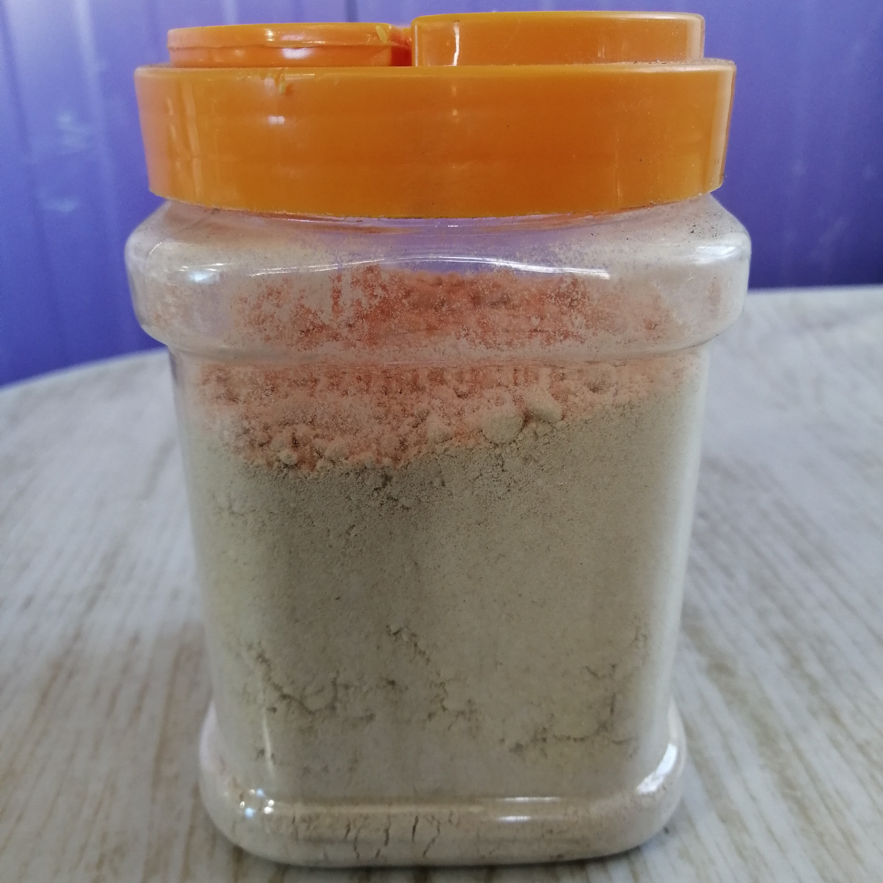 زنجبیل (زنجفیل) پودر شده با کیفیت 300 گرمی