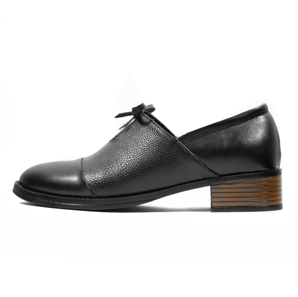 کفش مجلسی  زنانه مدل پاپیون پاشنه دار رنگ مشکی (چرم صنعتی مصنوعی)