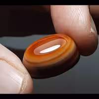 نگین باباقوری میزان با خط های موازی معدنی خاص و زیبا 