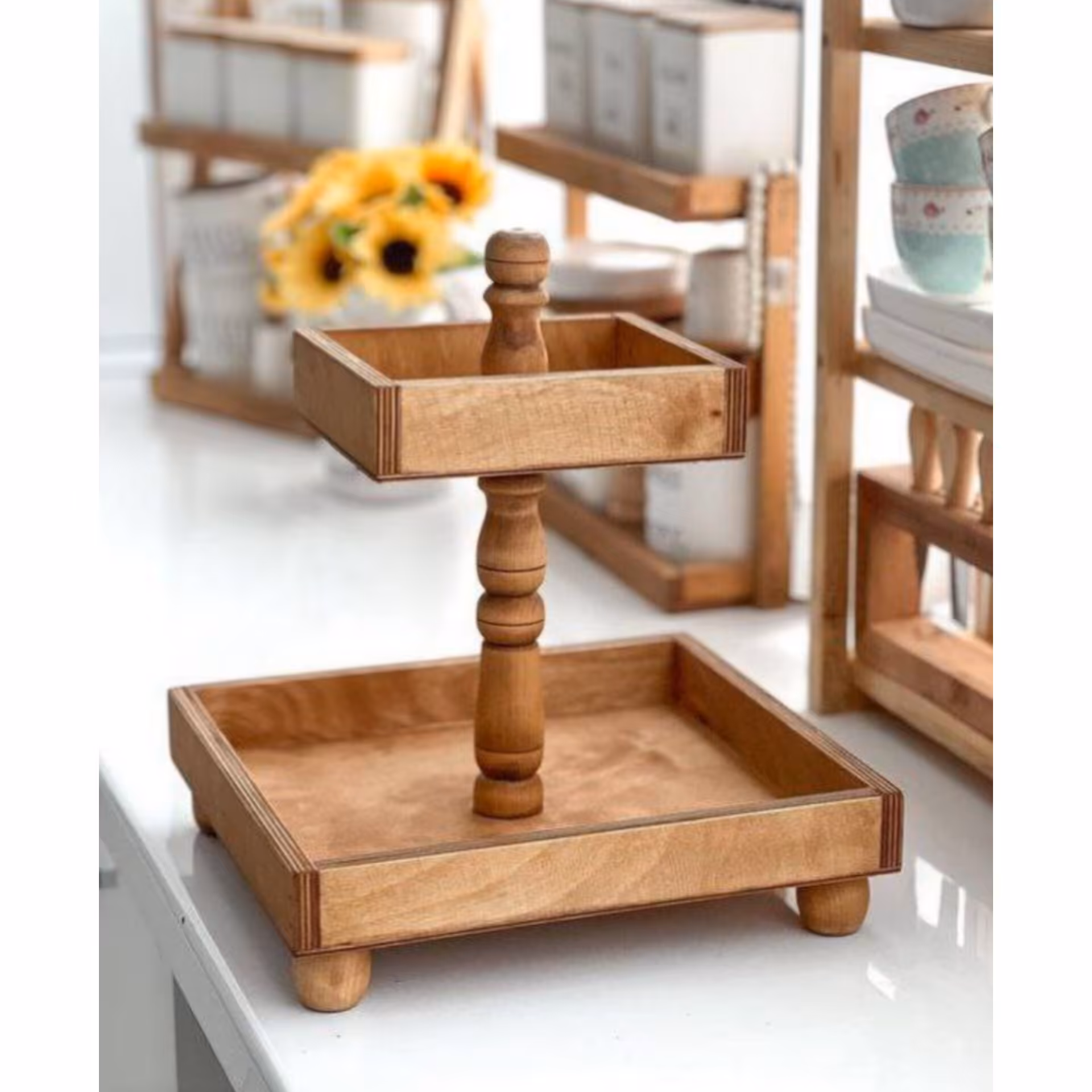 شیرینی خوری مربع دوطبقه چوبی با قابلیت شستشو