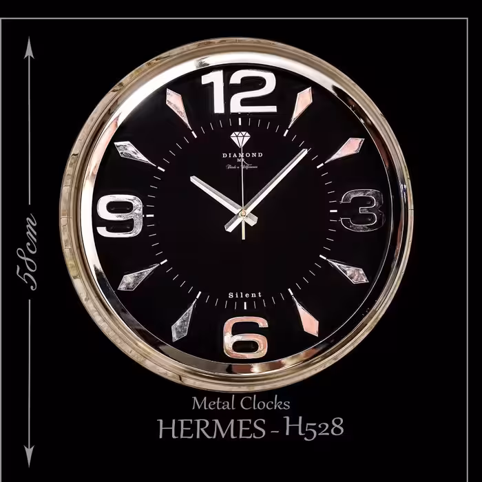 ساعت دیواری فلز آبکاری  طلایی و سیلور .موتور آرام گرد 