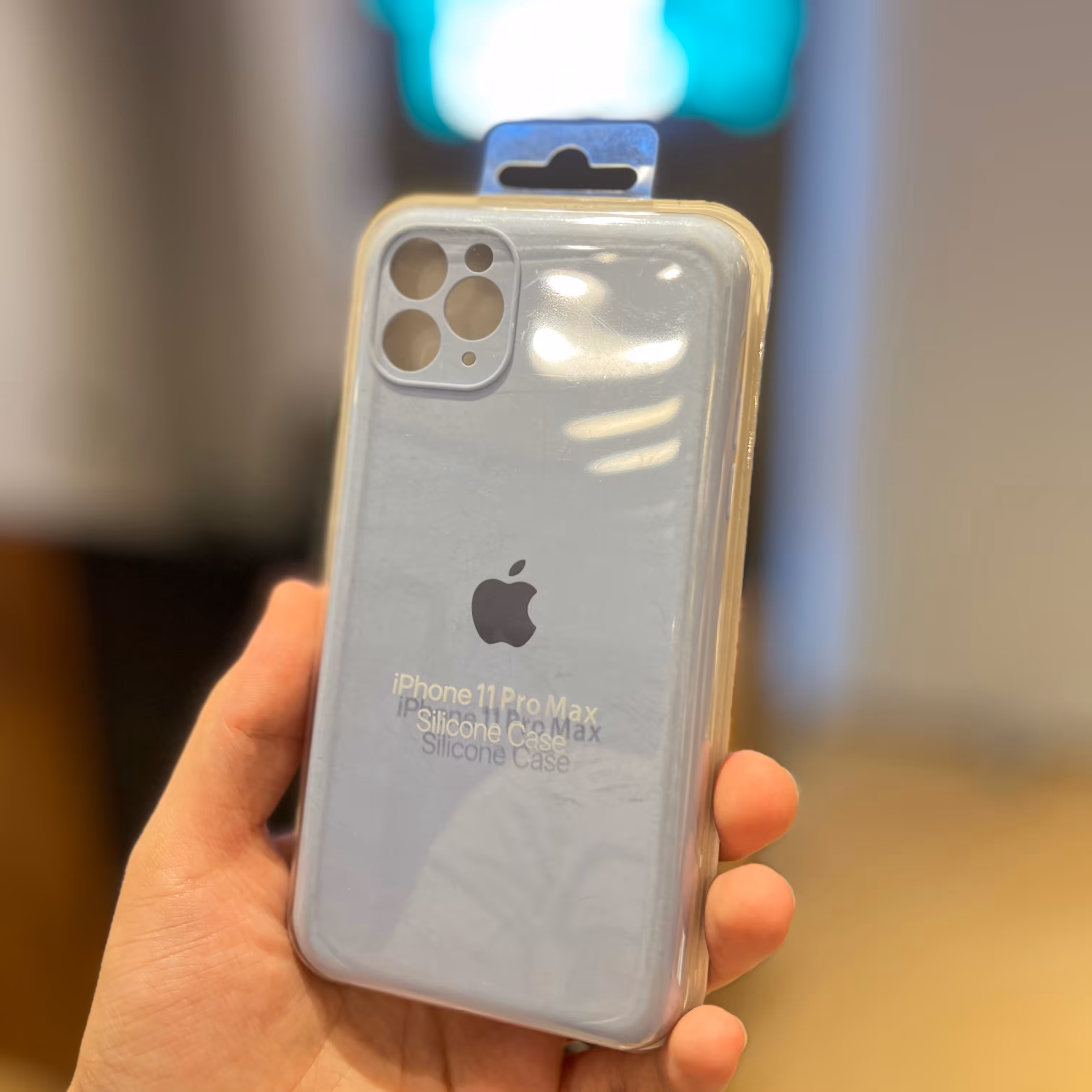 قاب آیفون 11 پرومکس سیلیکونی اصلی آبی