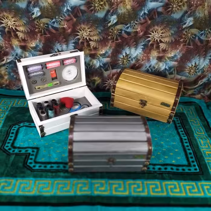 جعبه نخ و سوزن مدل صندوقچه سنتی رنگی با چوب روس
