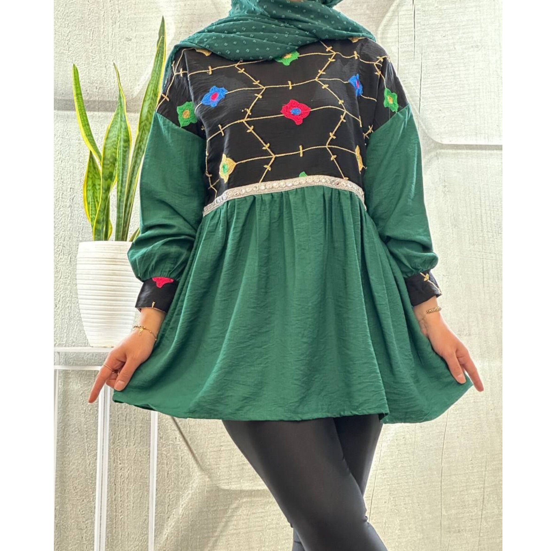 مانتو عروسکی