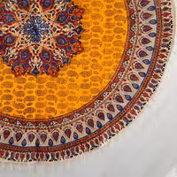 رومیزی قلمکار اعلا صادراتی 120 گرد زمینه زرد