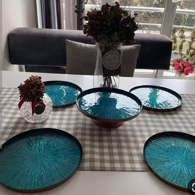 ست کیک خوری انگلیش هوم مسی برندانگلیش هوم ترکیه قطر21سانت و پنج تیکه یکی پایه دار و چهارتاصاف 