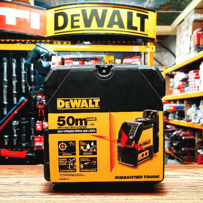 تراز لیزری دیوالت نور قرمز تیپ دو DW088K-XJ