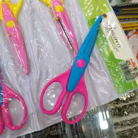 قیچی کاغذ مدل دالبر