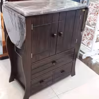 میزاتومیزچرخ خیاطی هزینه ارسال به عهده مشتری محترم  پسکرایه باربری 