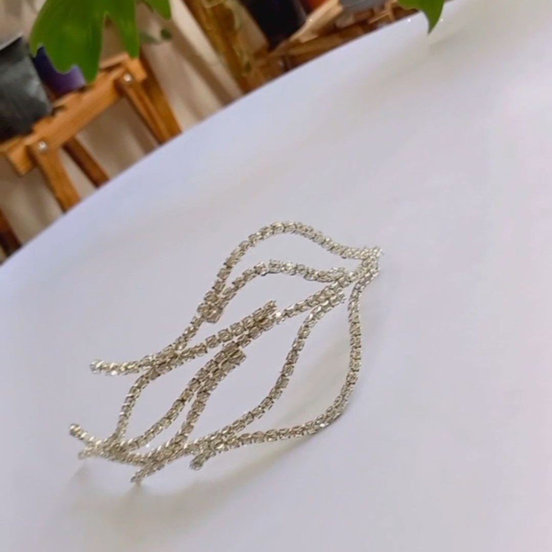 ریسه و بغل سری نگینی