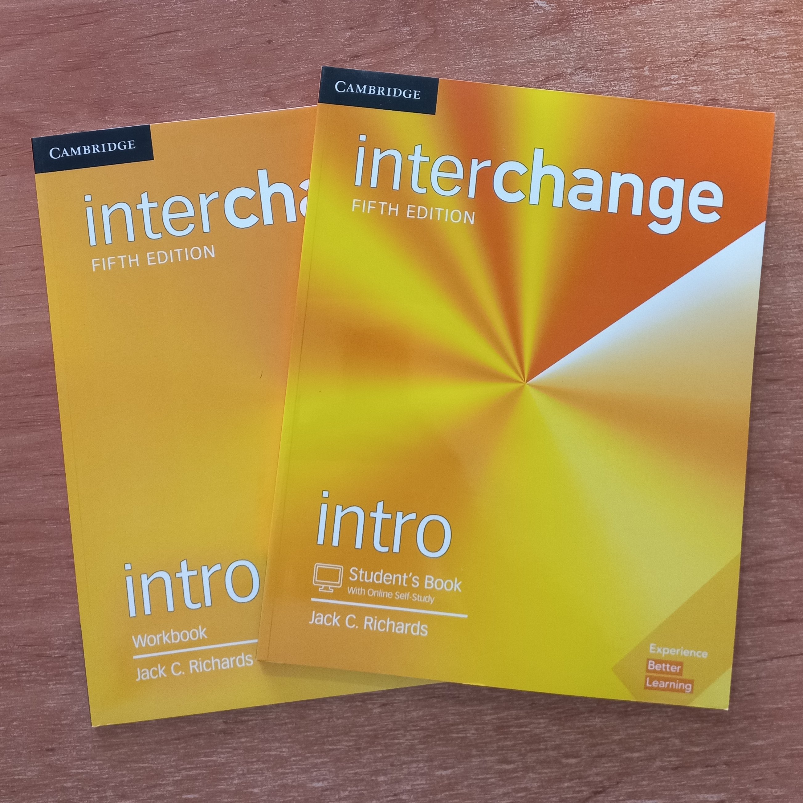 کتاب زبان اینترچنج Interchange Intro ویرایش پنجم به همراه کتاب کار