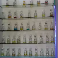 عطر مولکول 02 با رایحه ای جذاب و لوکس برای افراد خاص پسند و متشخص 