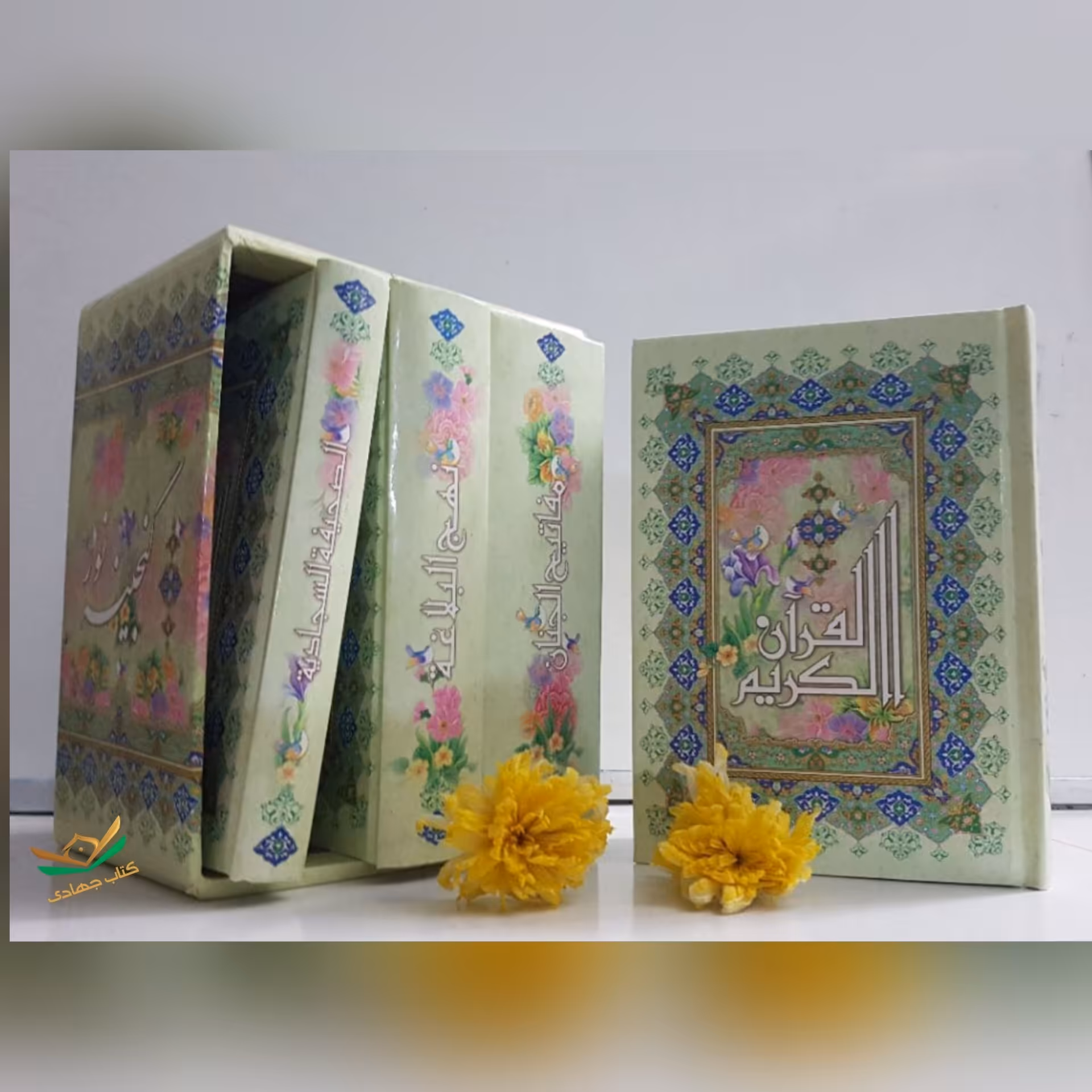 پک چهارتایی گنجینه‌ی نور