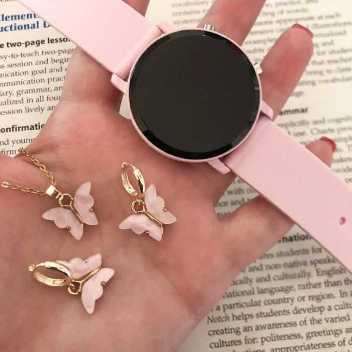 نام ست ال ای دی بند ژله ای صورتی همراه با گردنبند و گوشواره پک کامل ساعت بسیار شیک 