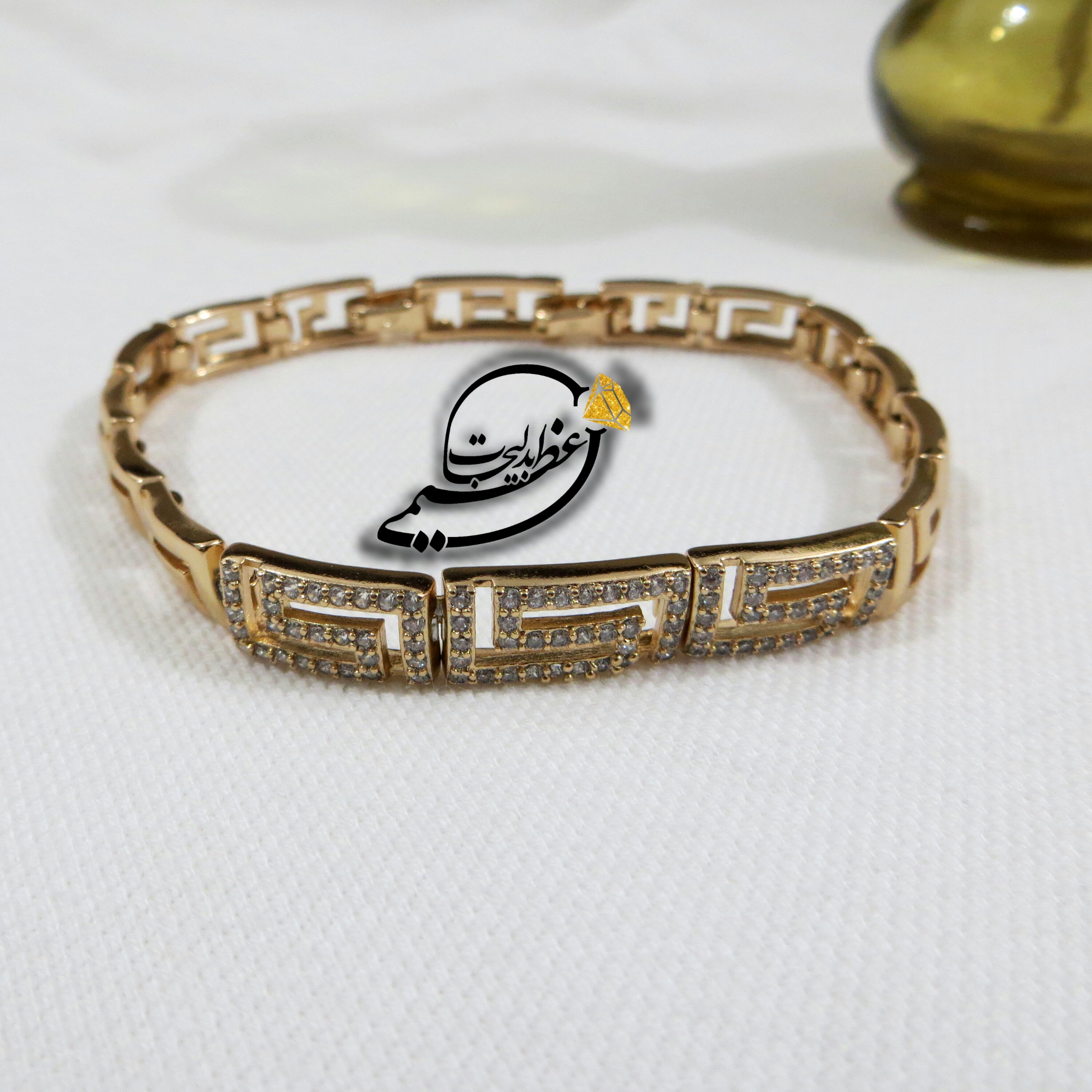 دستبند زیبای برند Xuping از جنس مس و روکش طلا بسیار با کیفیت با تغییر سایز 1