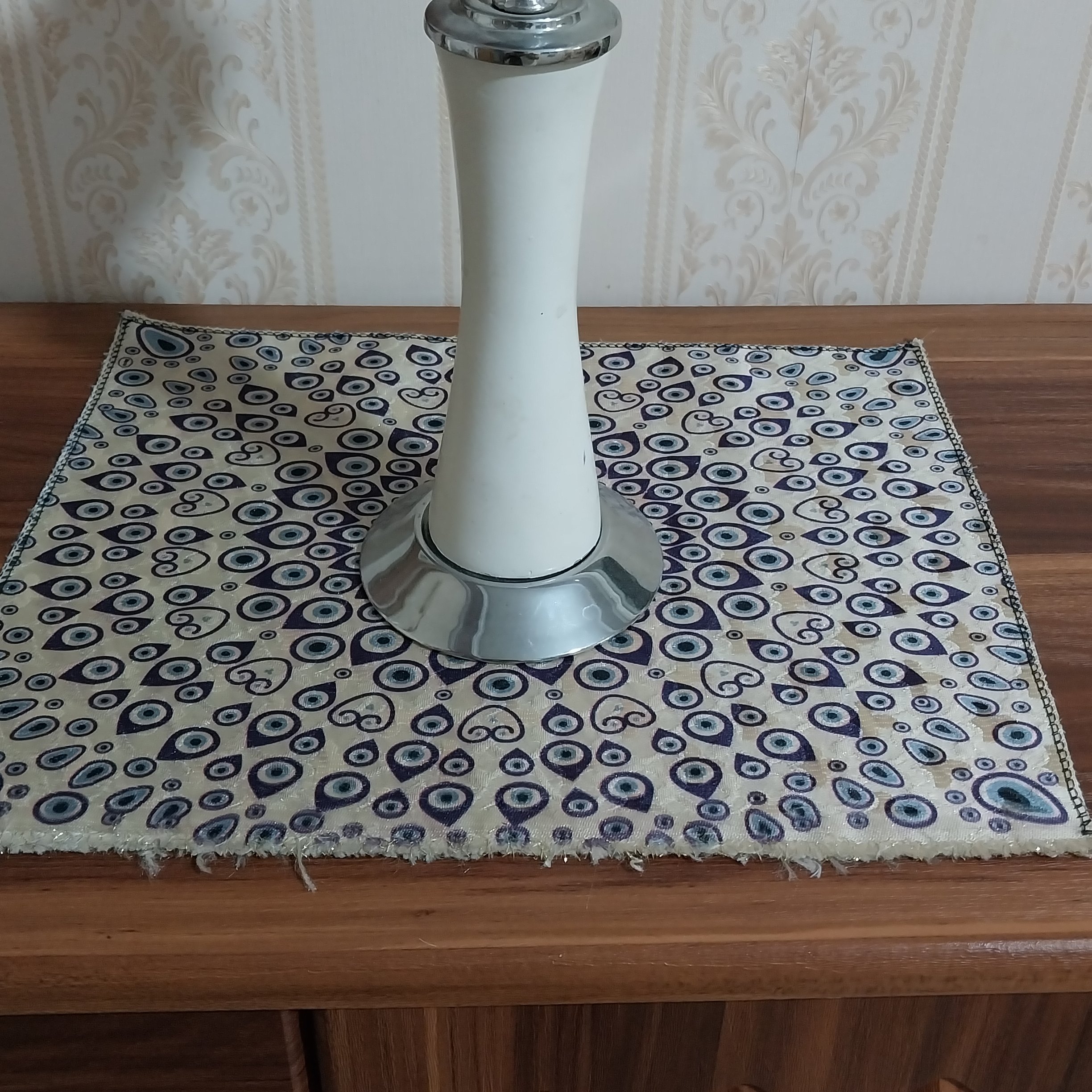 رومیزی کنسول