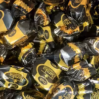 شکلات تلخ  باراکا  آجیل و خشکبار بادامک 