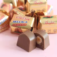 شکلات شیری ملیکا با مغز فندق(500 گرم)