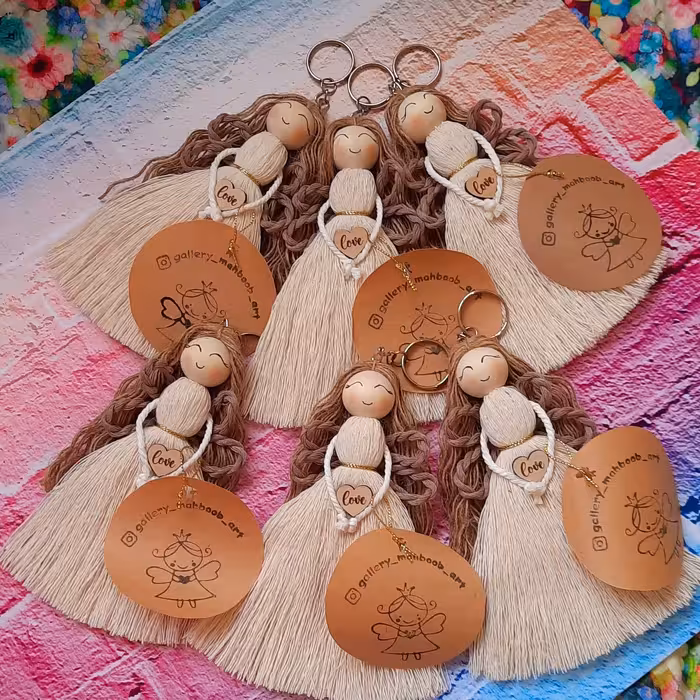 فرشته جاکلیدی مکرومه