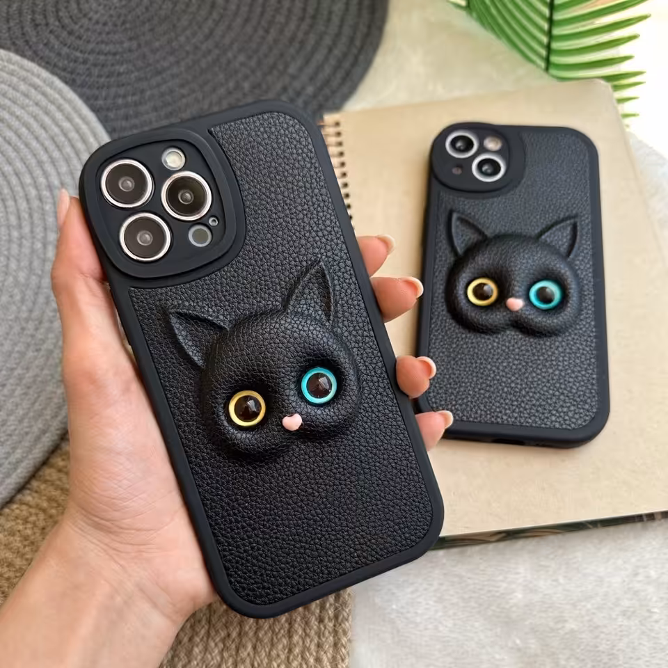 قاب گوشی گربه سیاه چرمی برای آیفون سری 11 به بالا